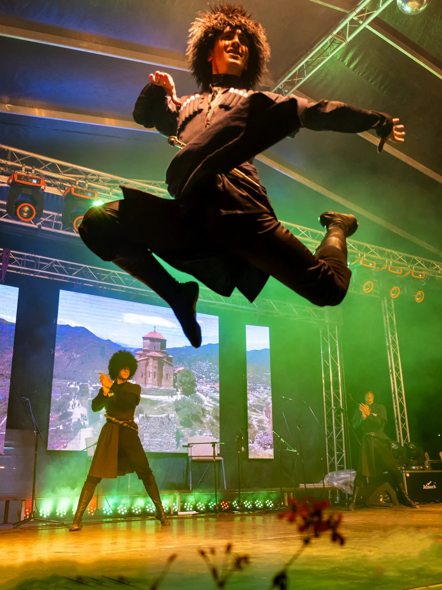 Flying Georgians Performance